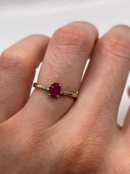 9ct gold ruby and diamond ring
