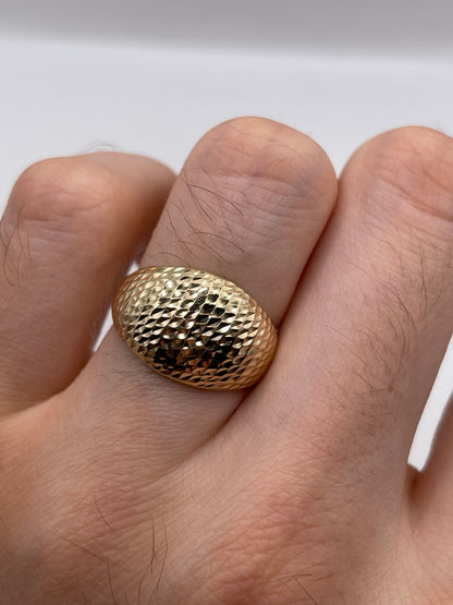9ct gold ring