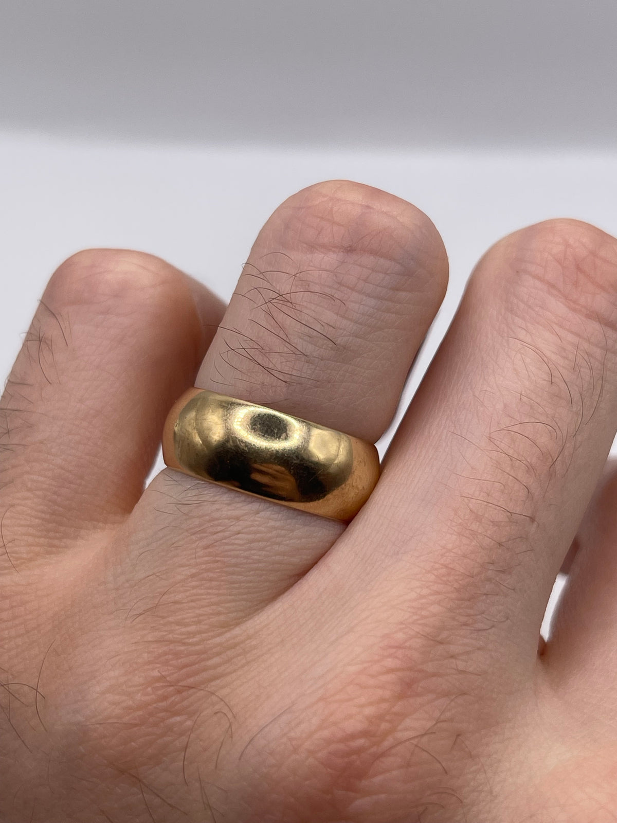 9ct gold band