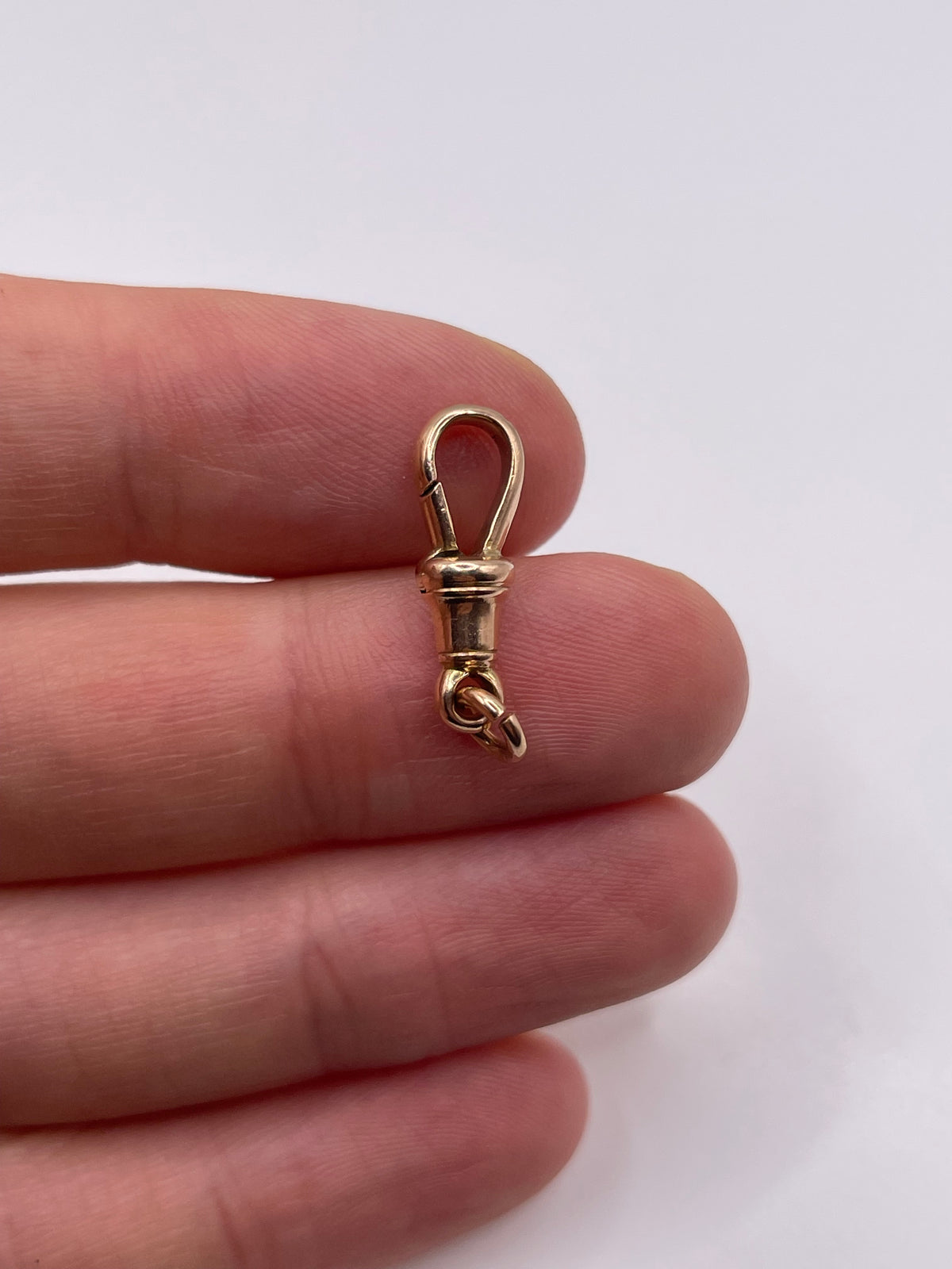 9ct rose gold dog clip 19