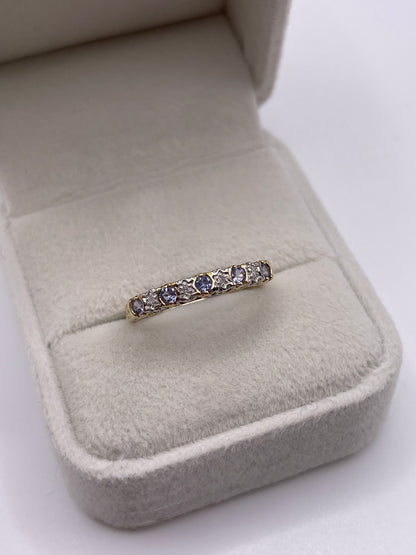9ct gold tanzanite and diamond ring
