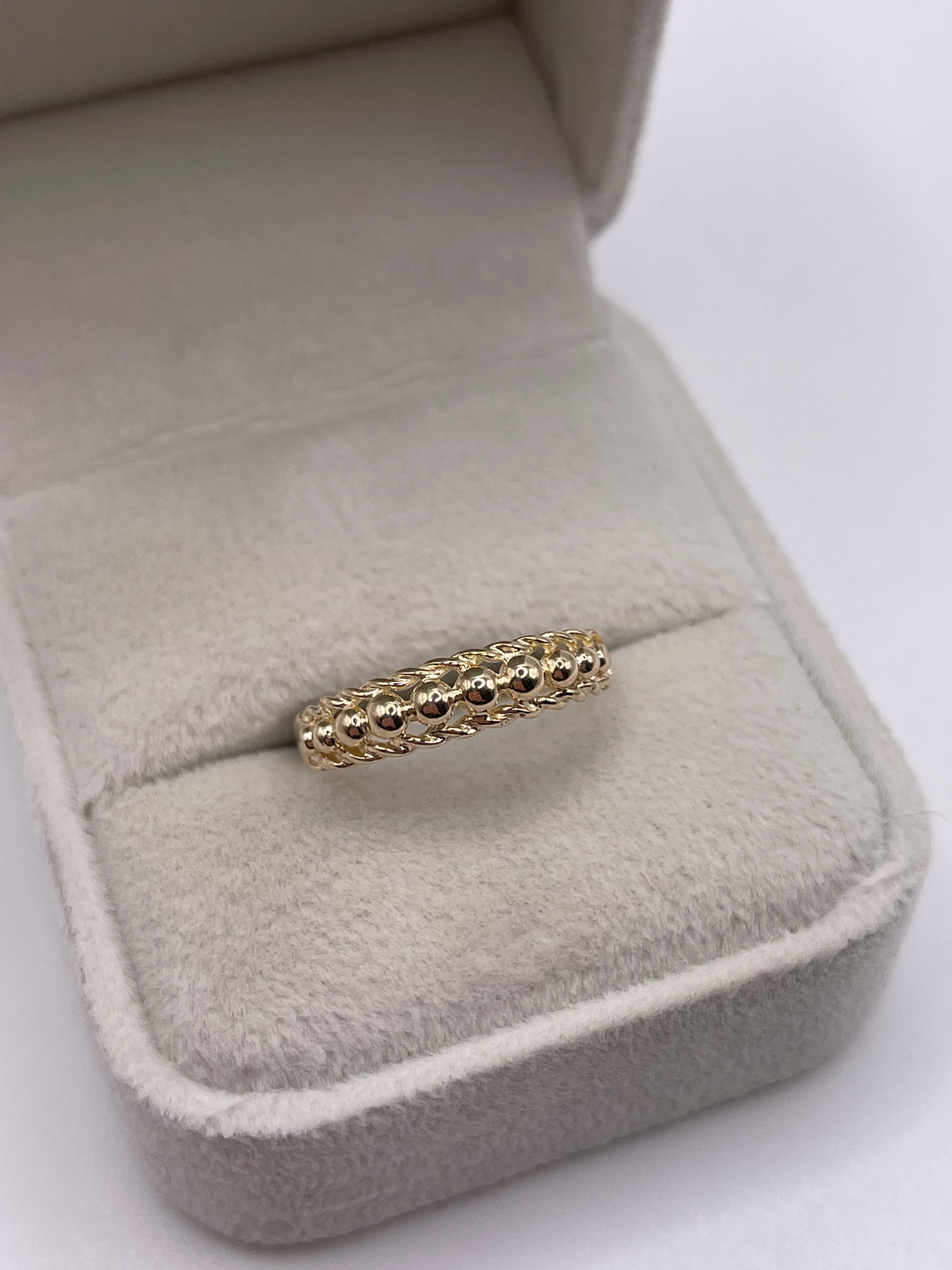 9ct gold keepers ring