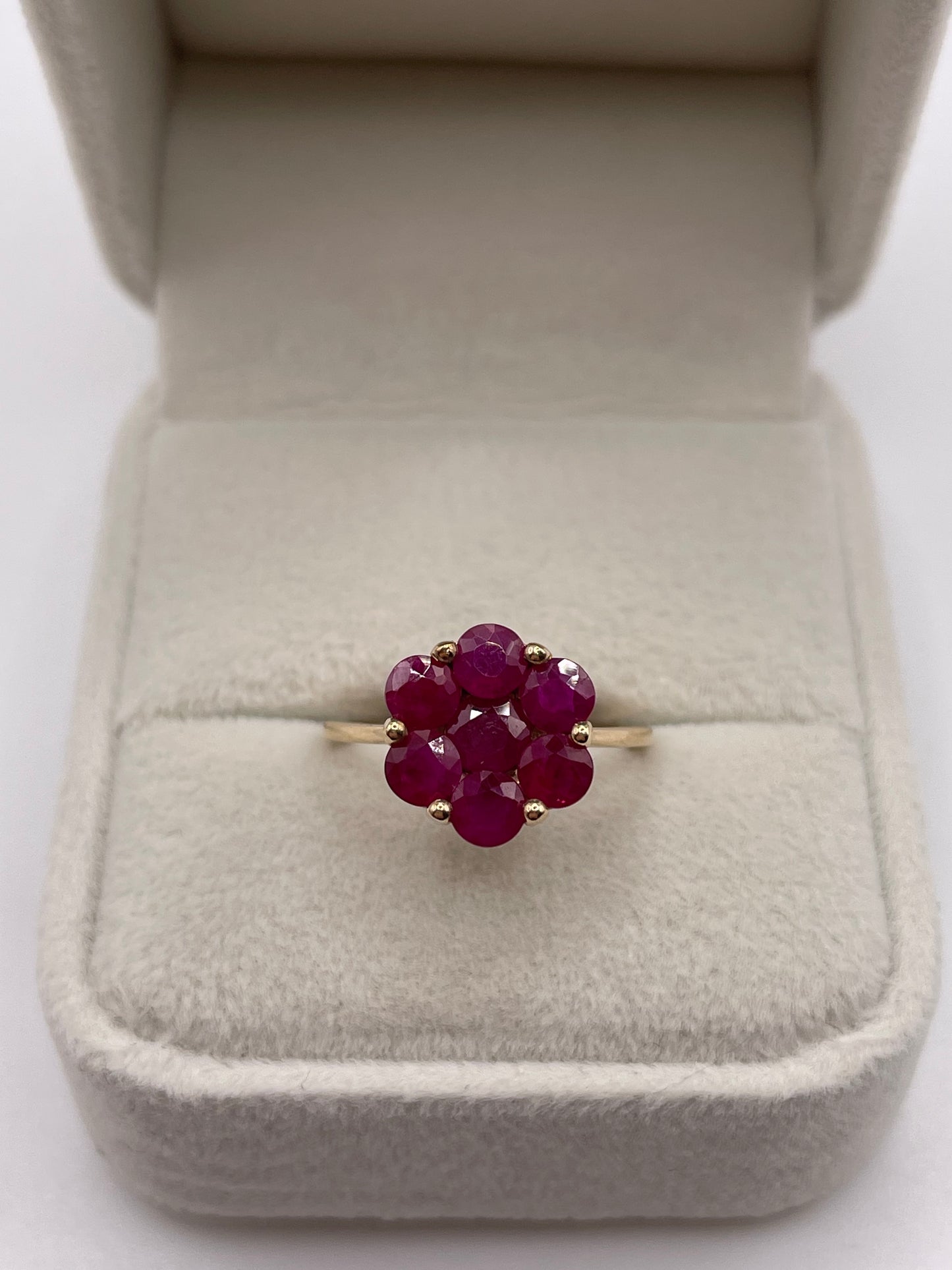 9ct gold ruby cluster ring