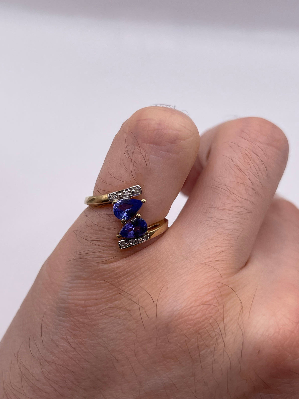 9ct gold tanzanite and zircon ring
