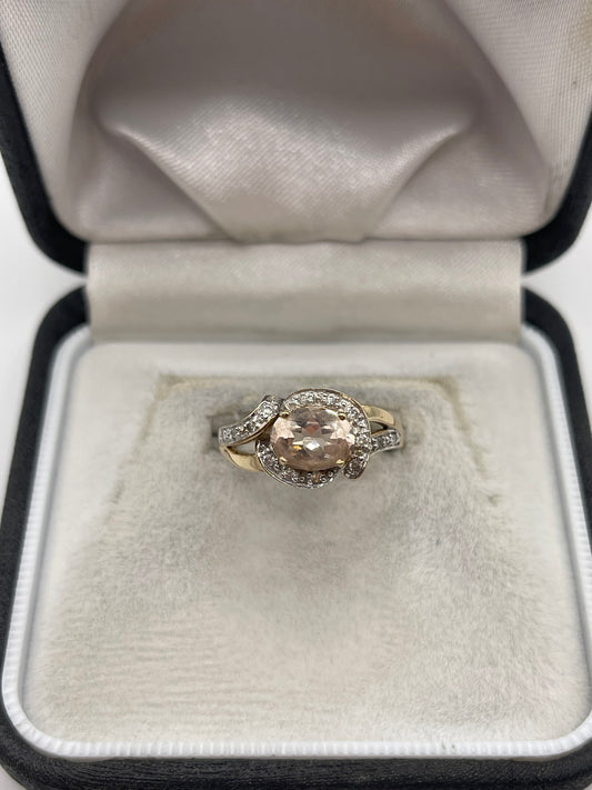 9ct gold morganite and diamond ring