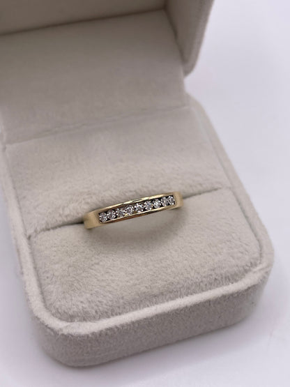 9ct gold diamond ring