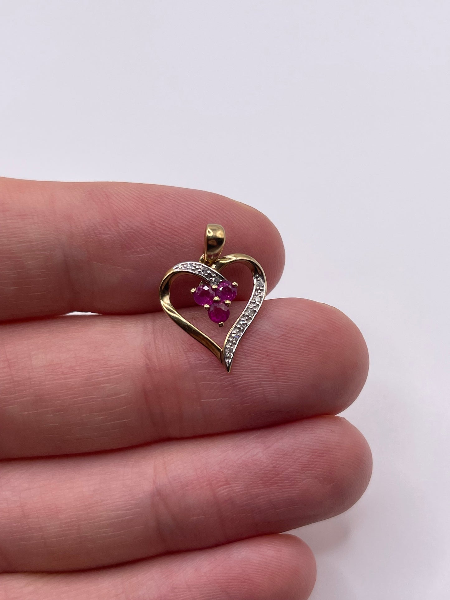 9ct gold ruby and diamond pendant