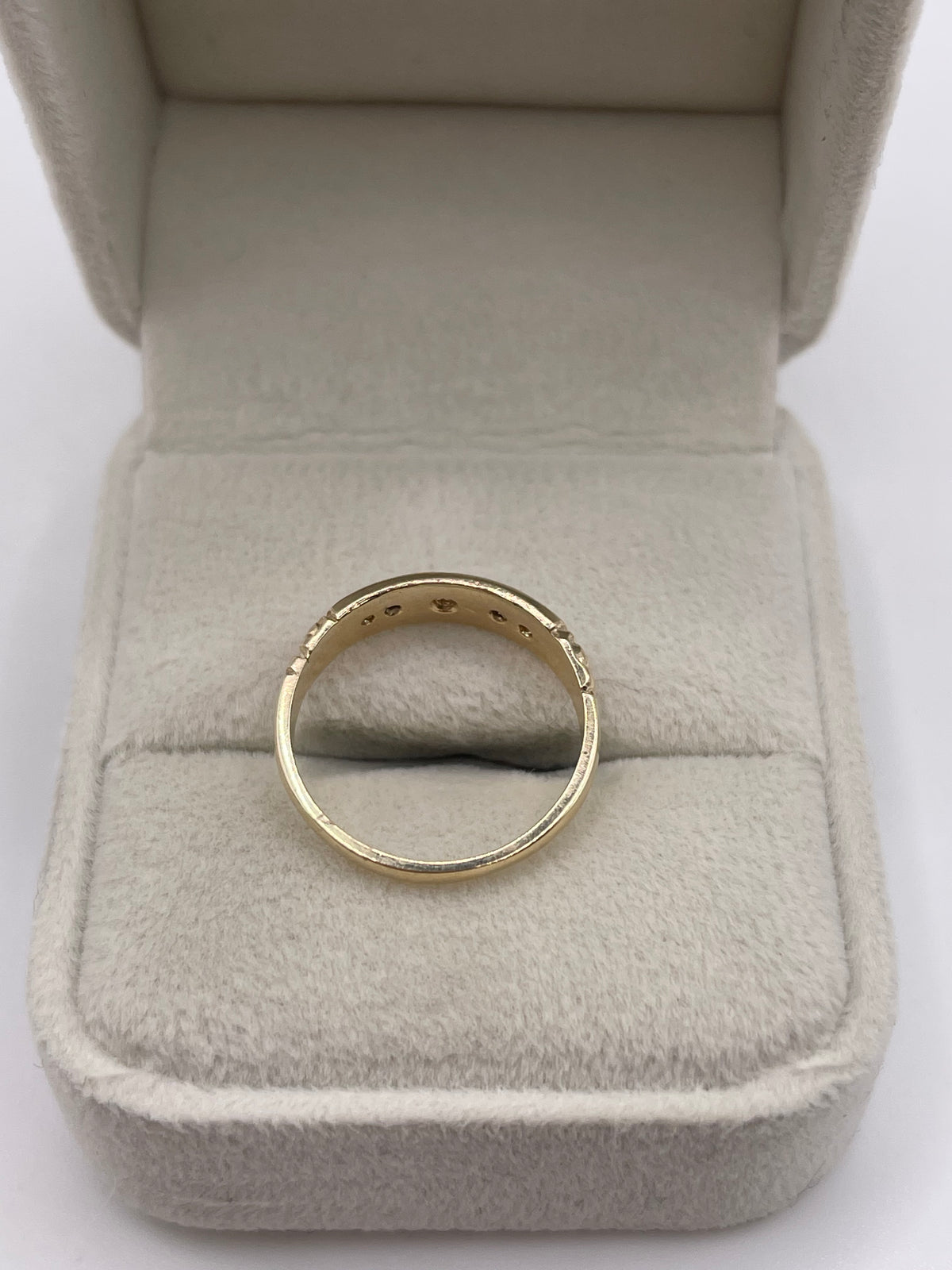 9ct gold pearl and diamond gypsy ring