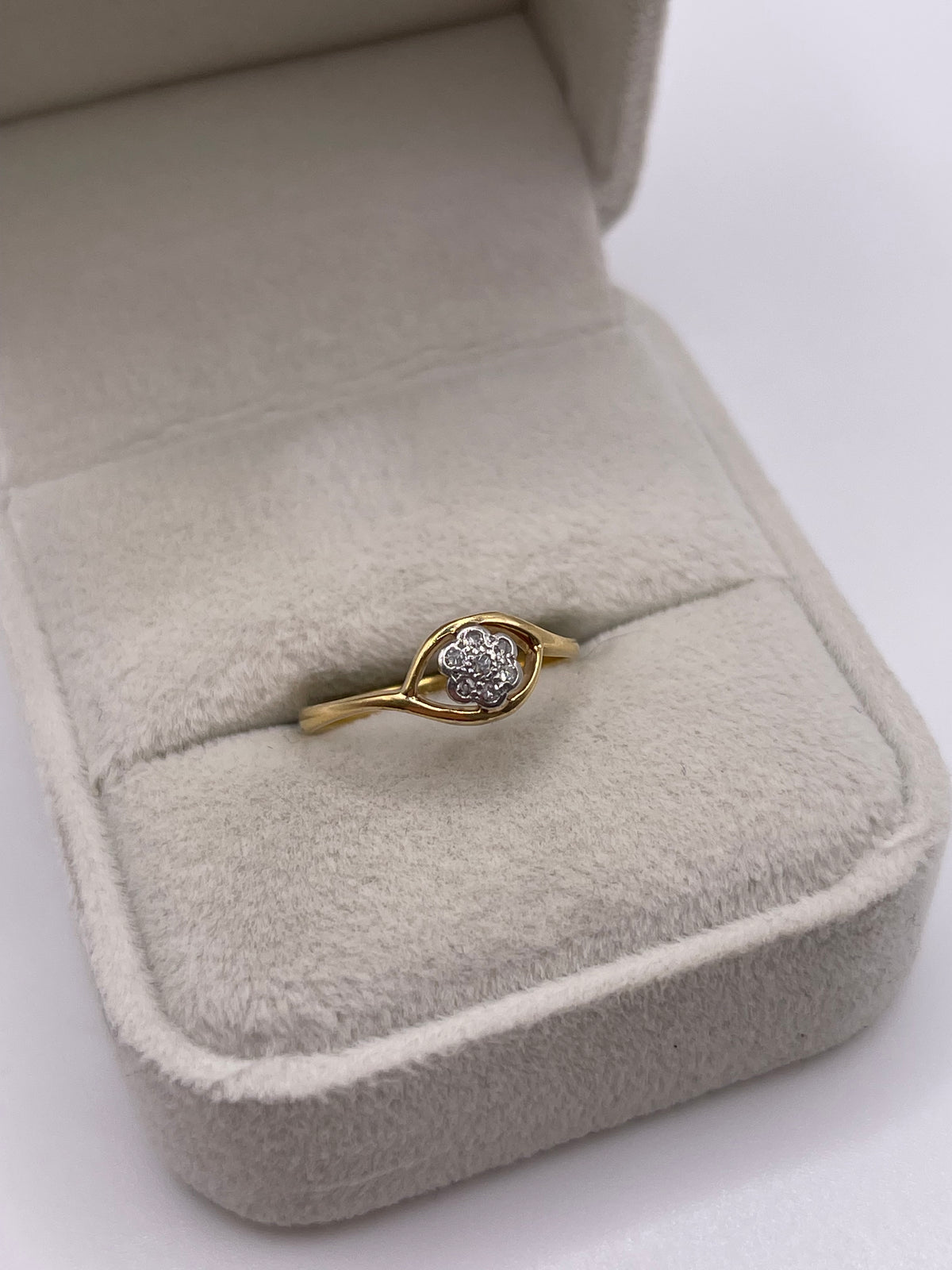 18ct gold platinum diamond ring