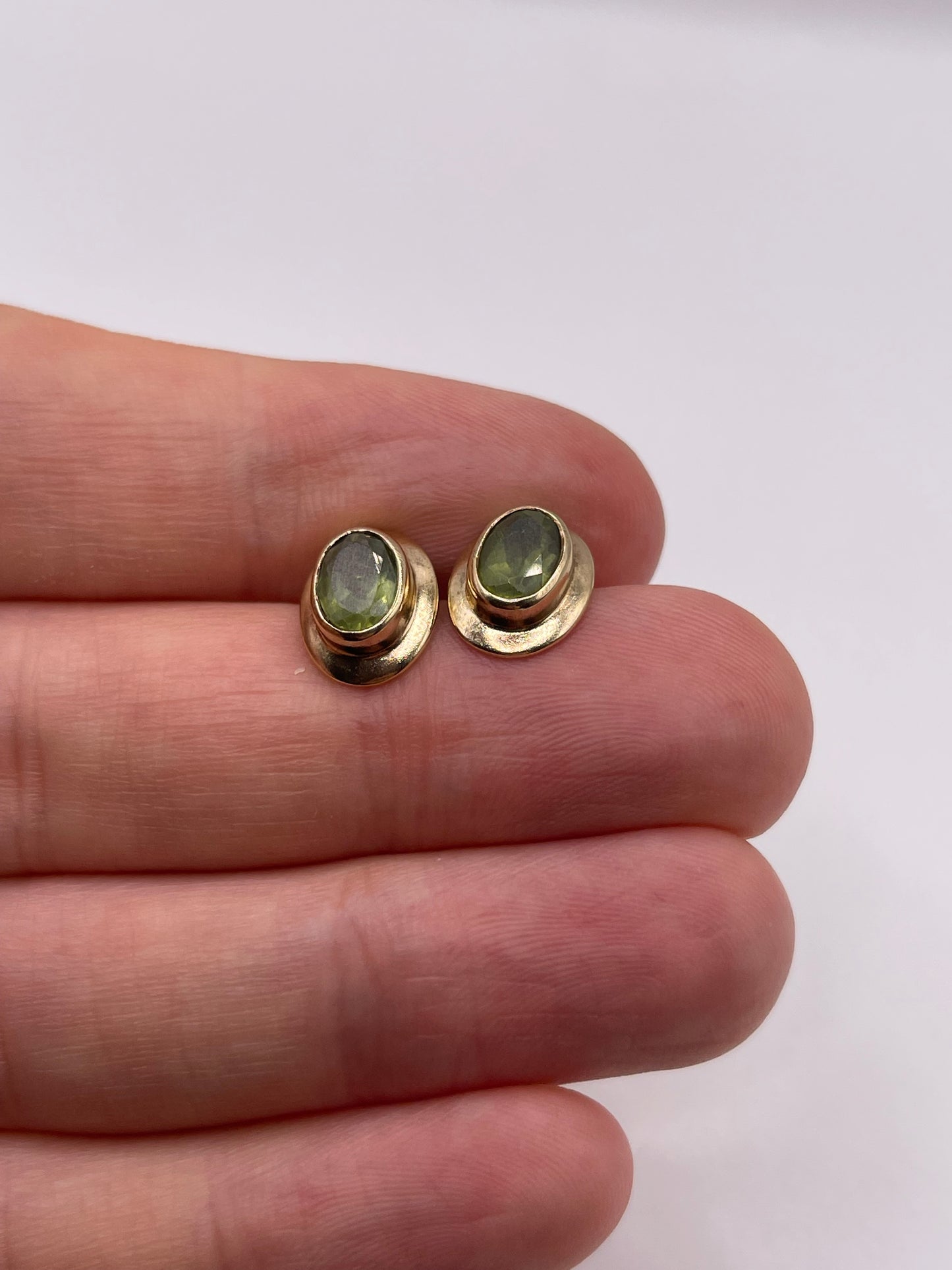 9ct gold quartz earrings