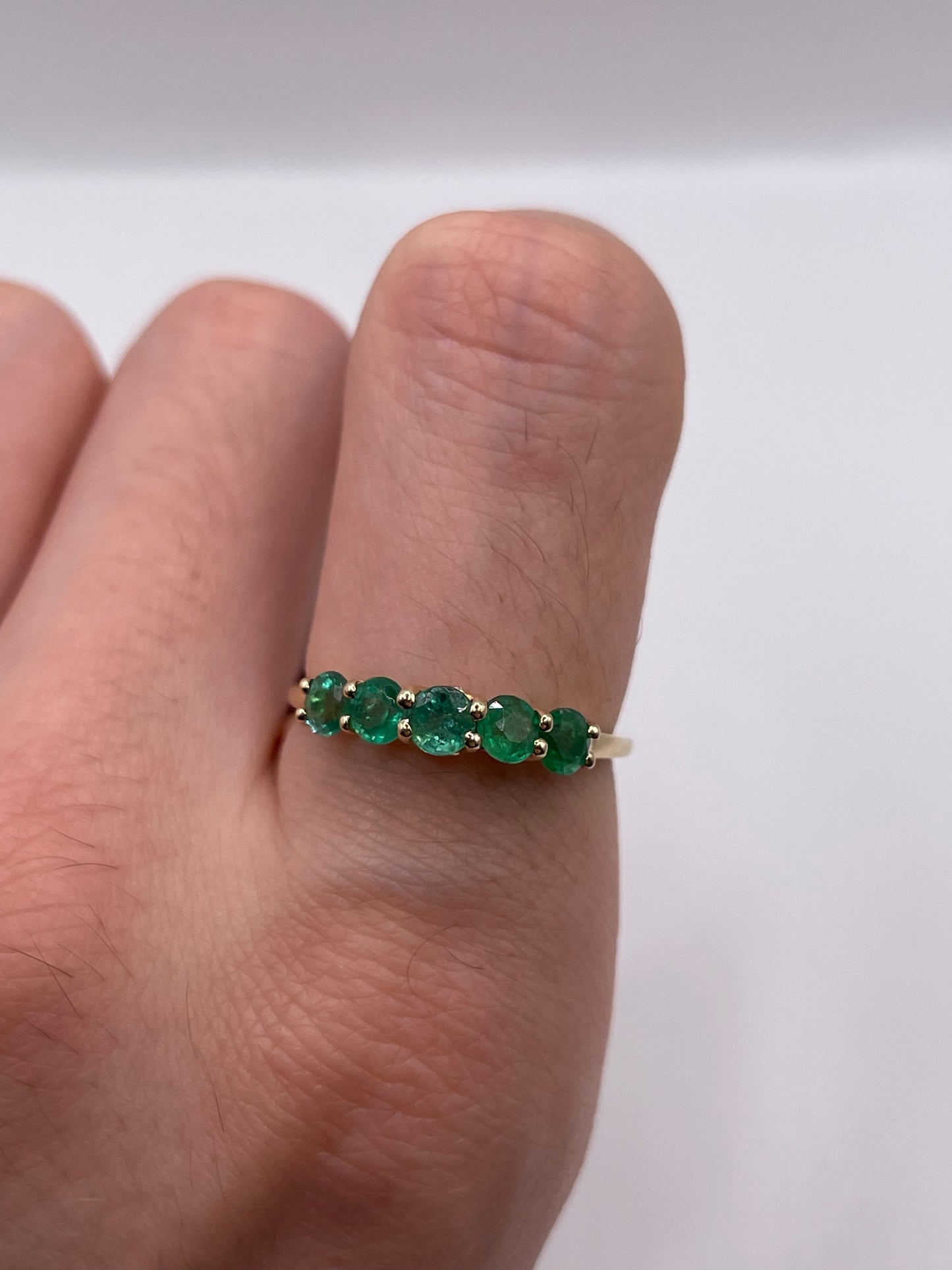 9ct gold emerald and diamond ring