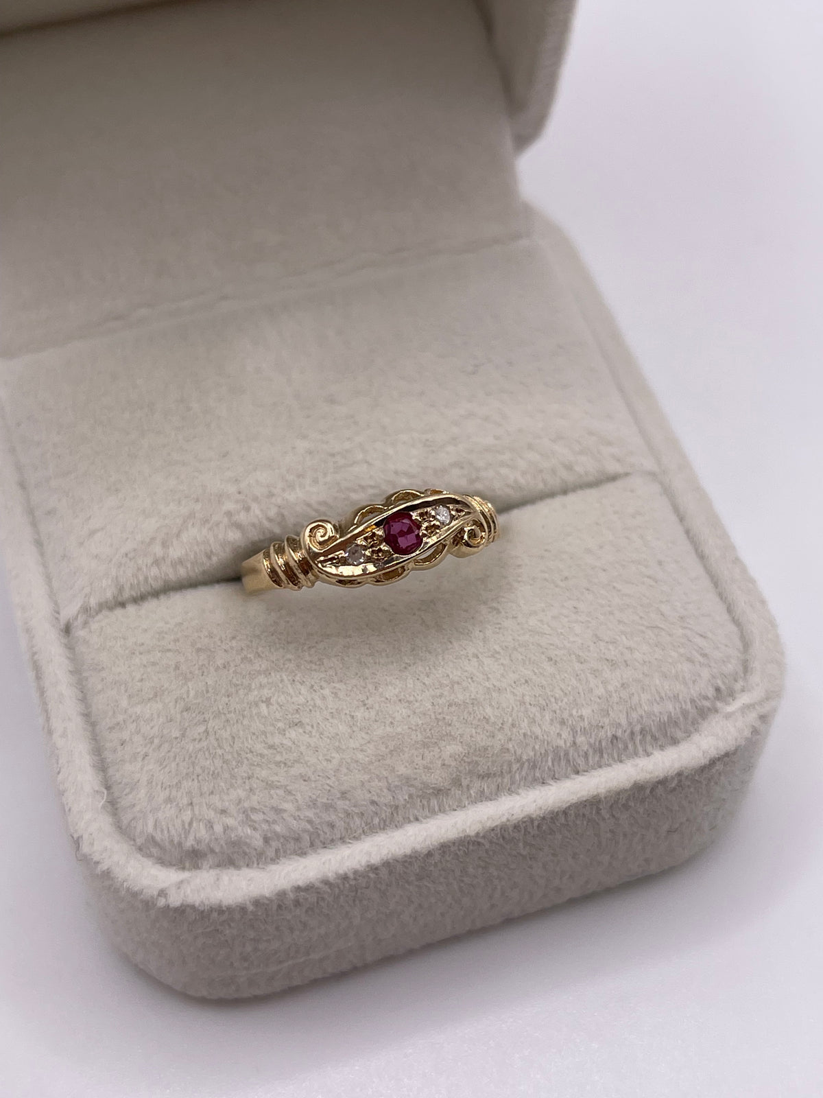 9ct gold ruby and diamond ring