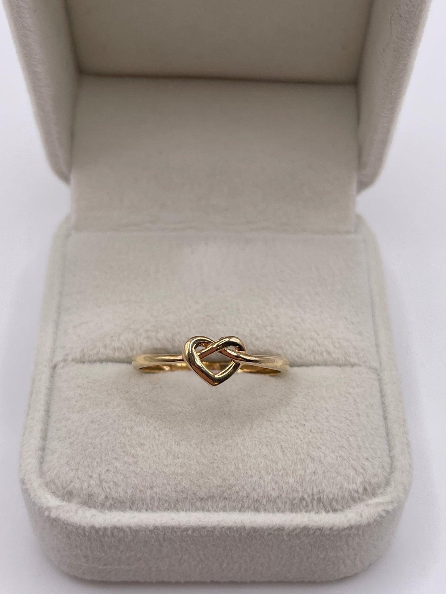 9ct gold heart knot ring