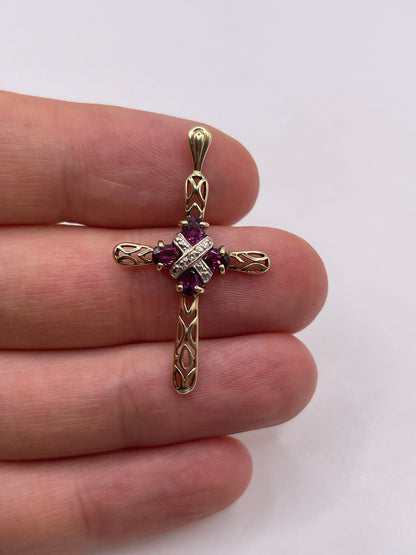 9ct gold garnet and diamond cross pendant