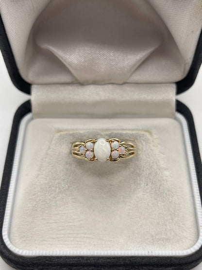 9ct gold opal cluster ring