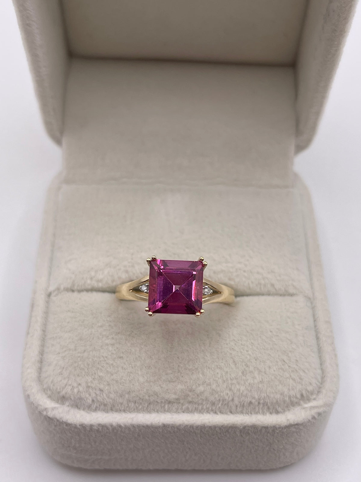 9ct gold pink topaz and diamond ring