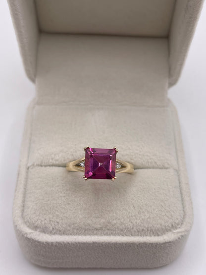 9ct gold pink topaz and diamond ring