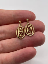 Load image into Gallery viewer, 9ct gold earrings
