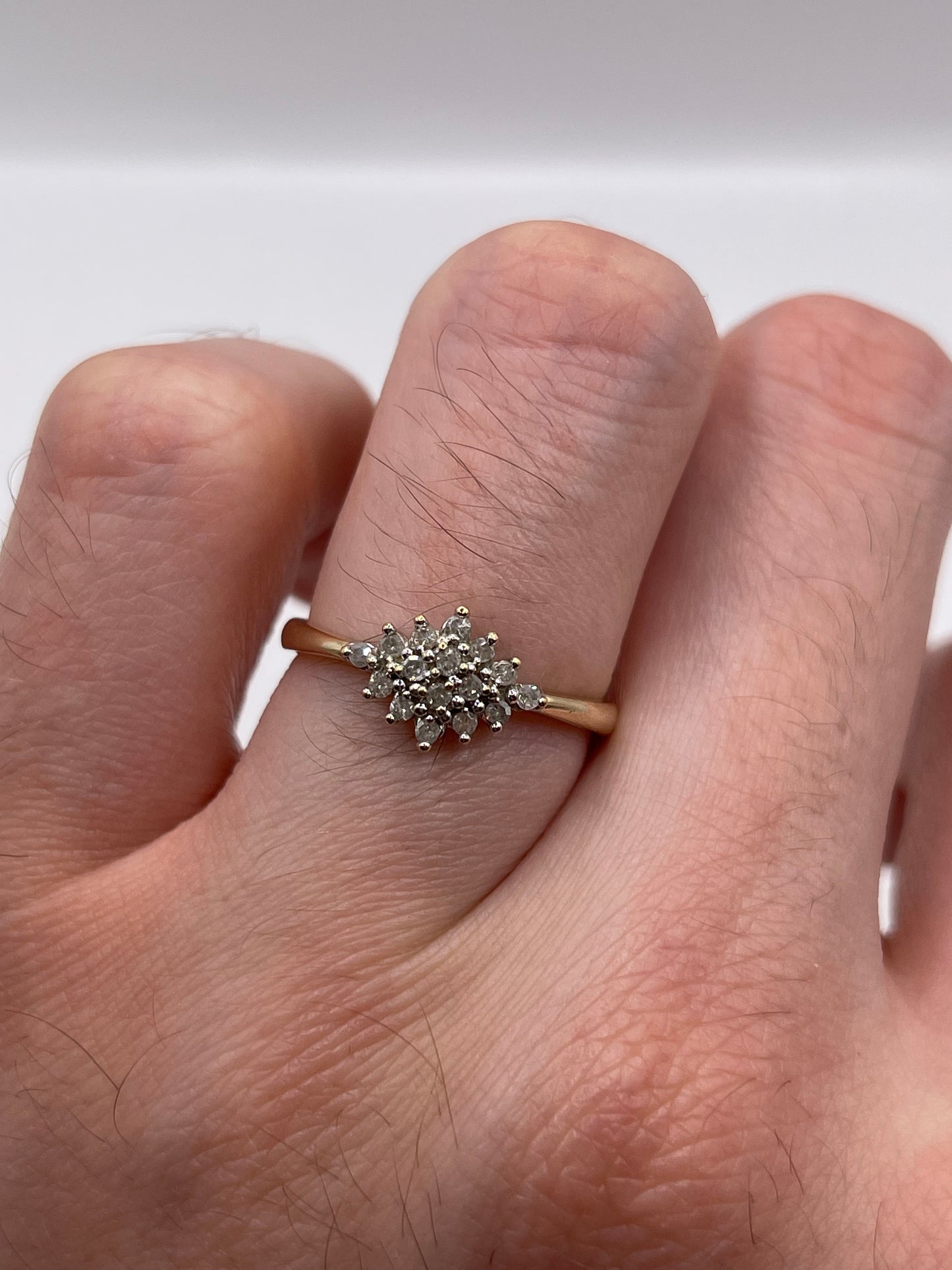 9ct gold diamond cluster ring