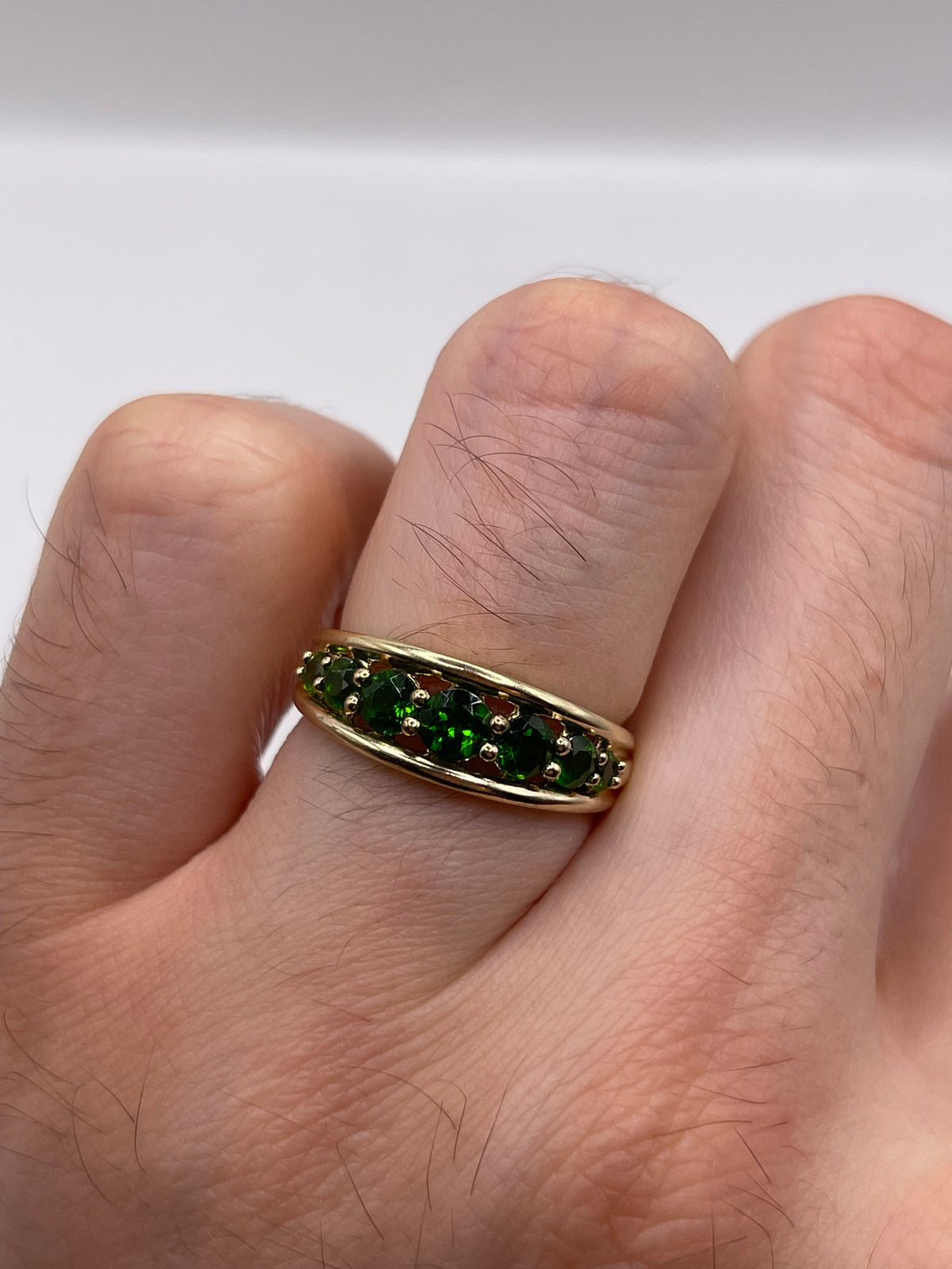 9ct gold diopside ring