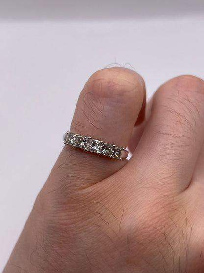 18ct white gold 1ct diamond ring