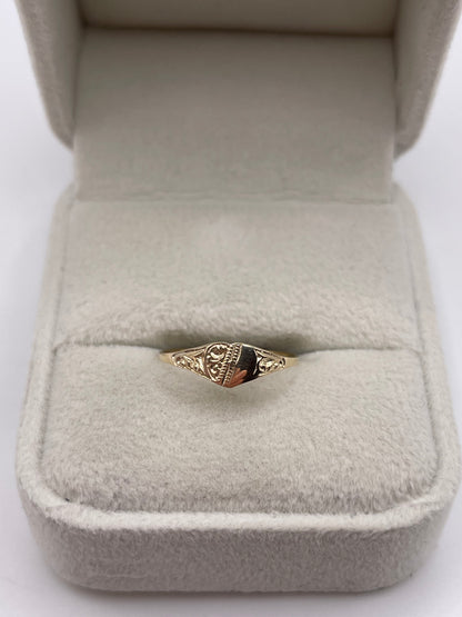 9ct gold signet ring