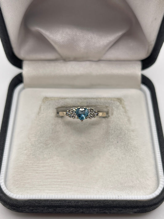 9ct gold topaz and diamond ring