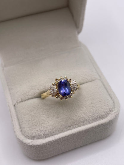 14ct gold tanzanite and diamond ring