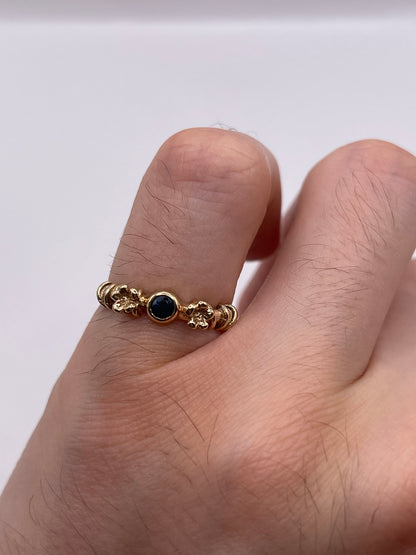 9ct gold sapphire ring