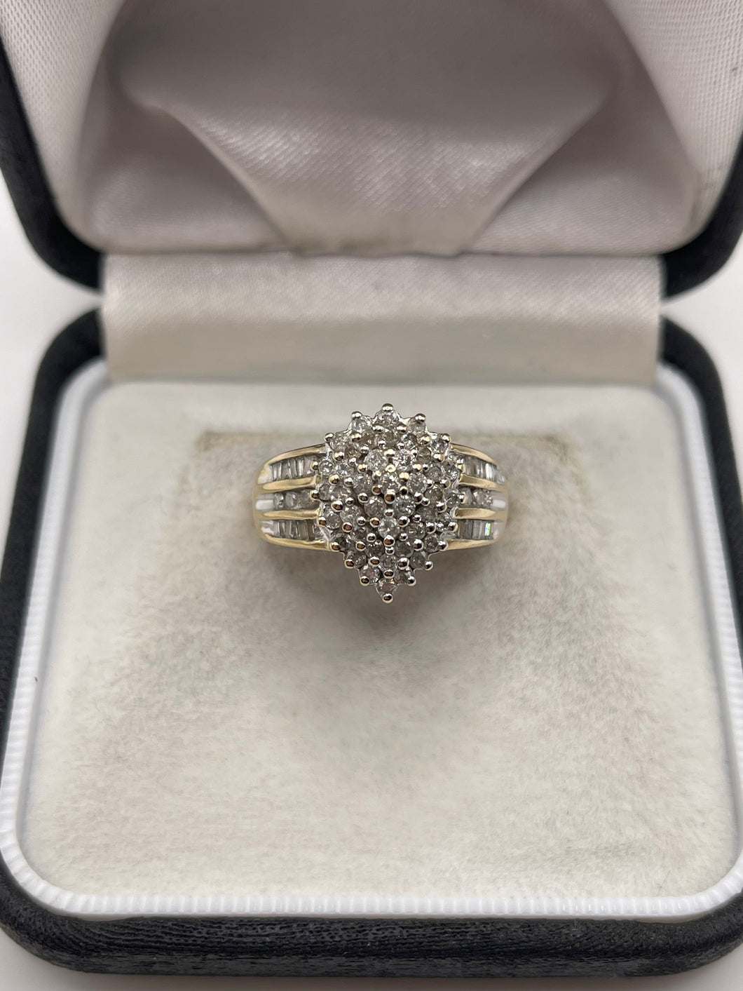 9ct gold diamond cluster ring