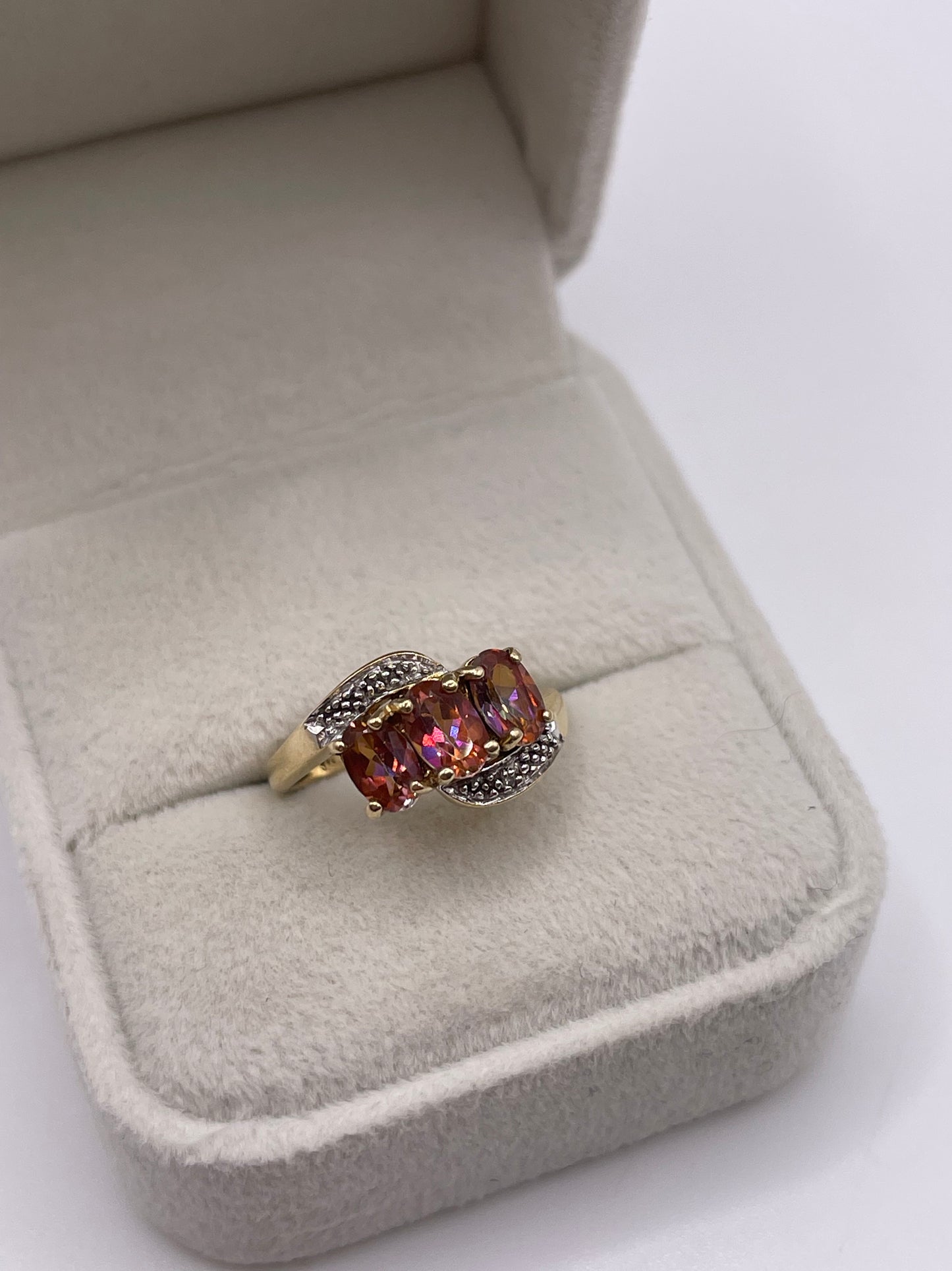 9ct gold topaz and diamond ring