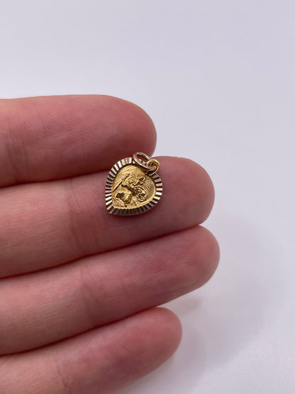 9ct gold st Christopher pendant