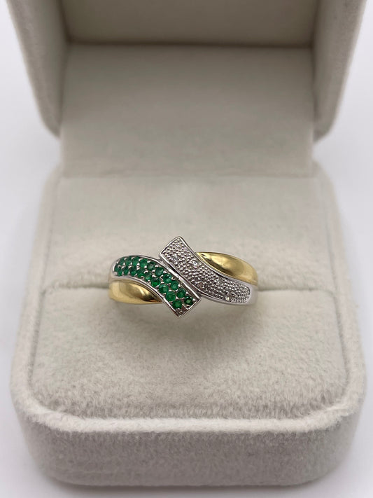 18ct gold emerald and diamond ring