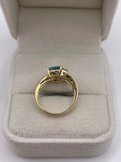 9ct gold topaz and diamond ring