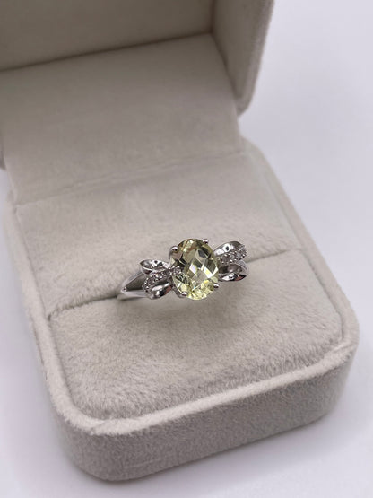 9ct white gold lemon quartz and diamond ring