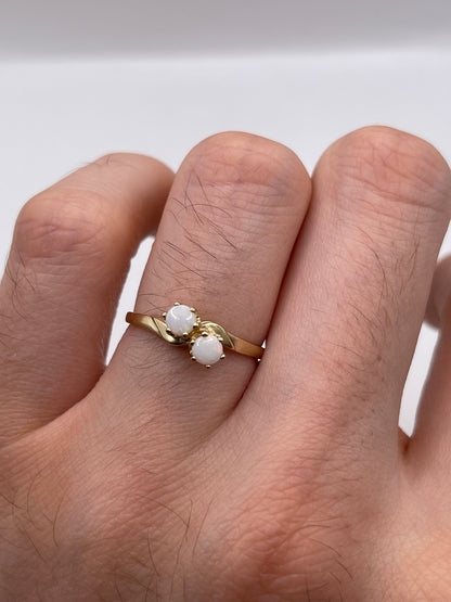 9ct gold opal ring