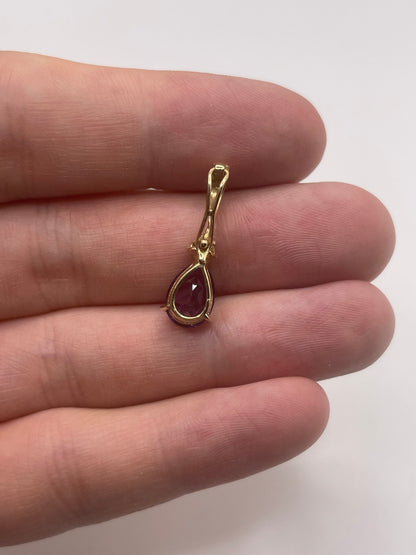 9ct gold amethyst and diamond pendant