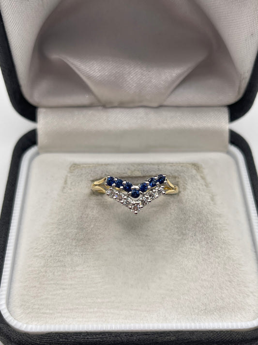 18ct gold sapphire and diamond ring