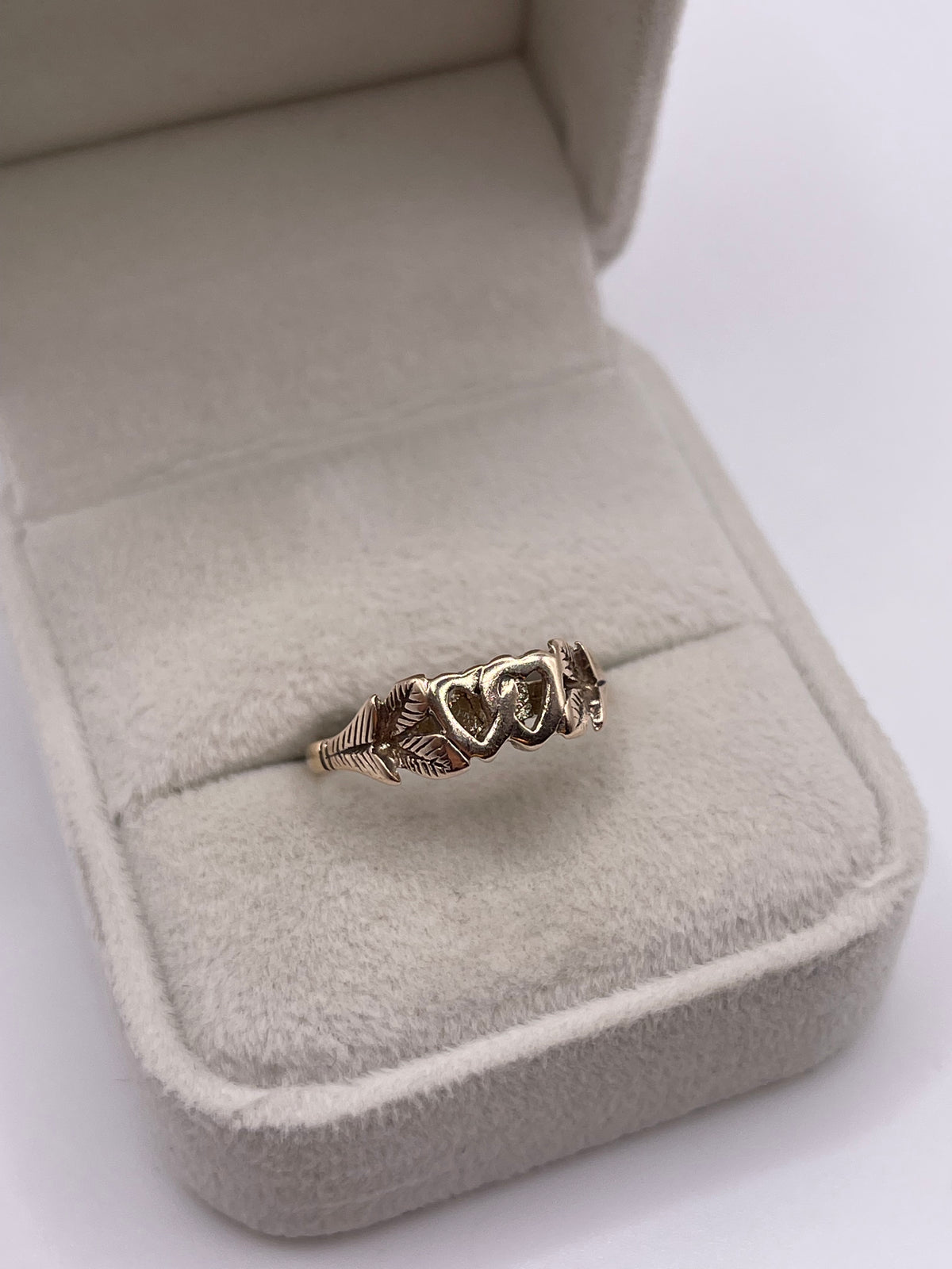 9ct gold double heart ring