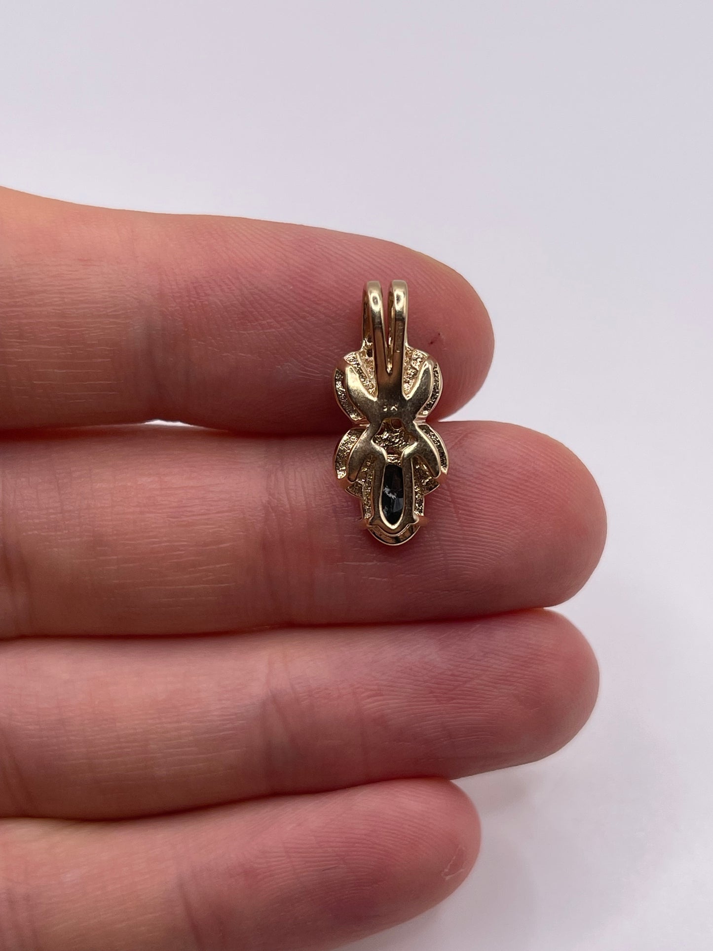 9ct gold emerald, tsavorite garnet and diamond pendant