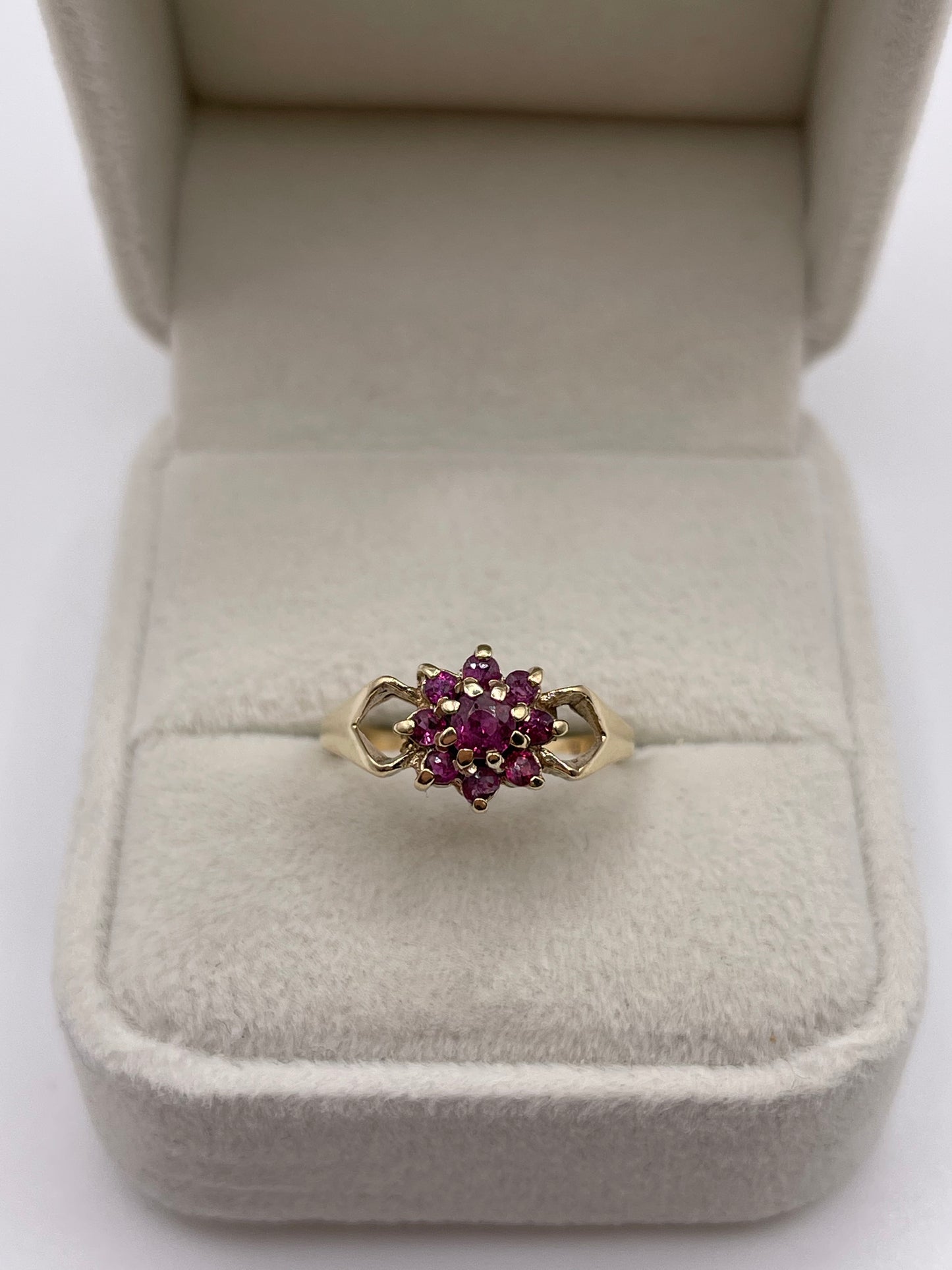 9ct gold ruby cluster ring