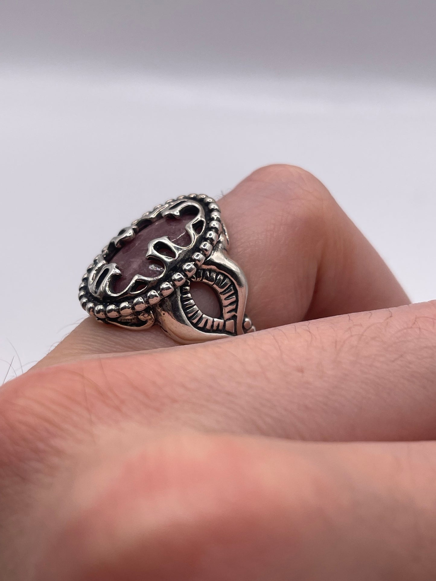 Silver gemstone ring
