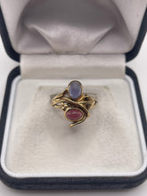 Load image into Gallery viewer, 9ct gold cabochon iolite and garnet ring
