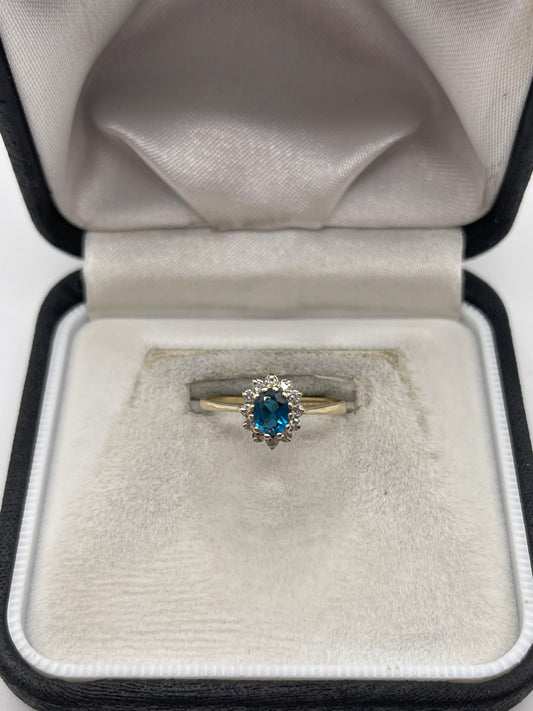 9ct gold topaz and diamond ring