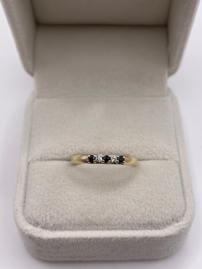 9ct gold sapphire and diamond ring