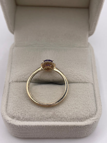 9ct gold amethyst and diamond ring