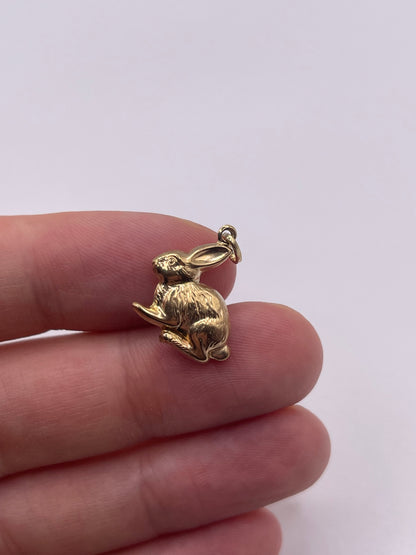 9ct gold rabbit charm