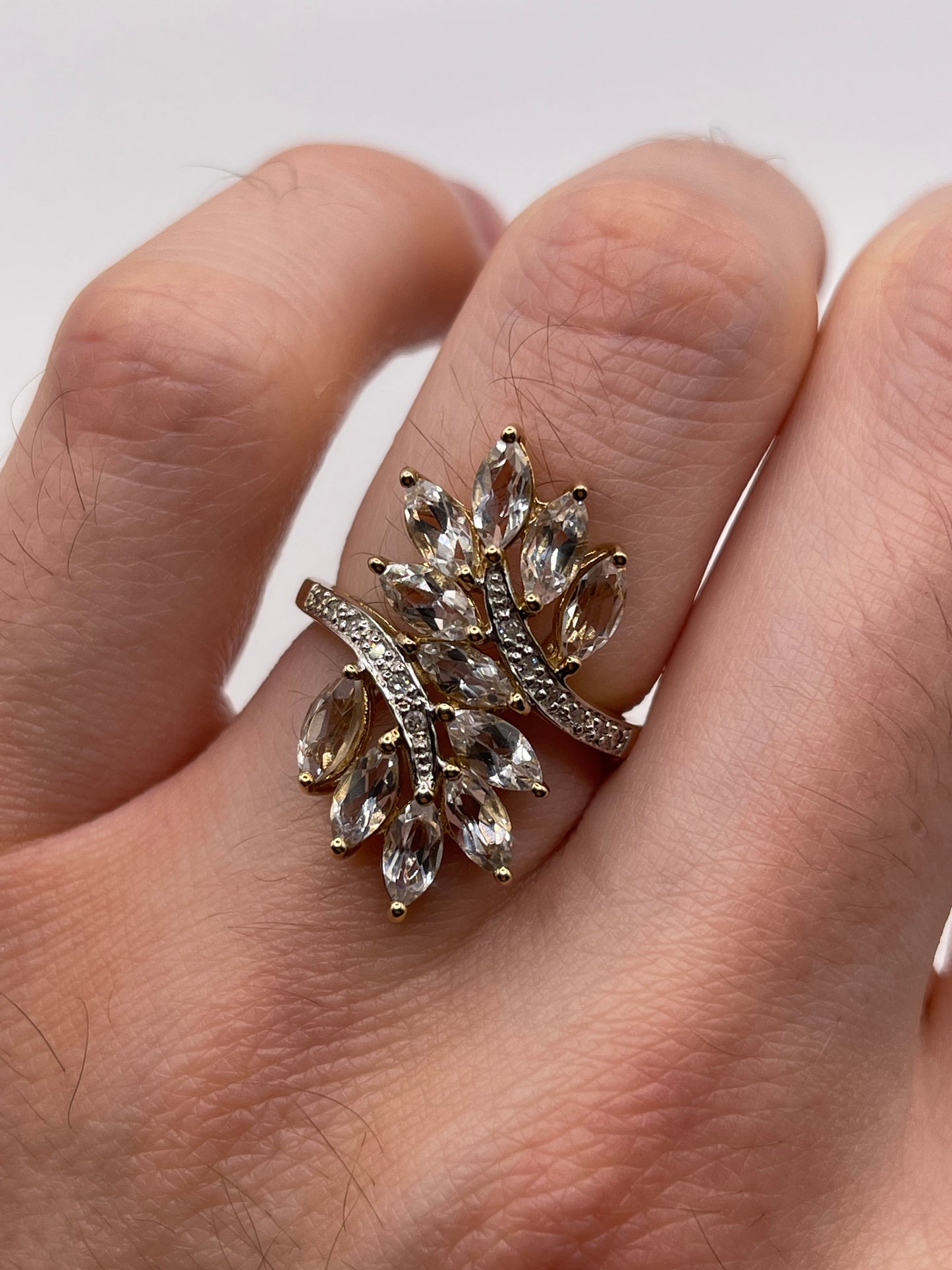 9ct gold topaz and diamond ring