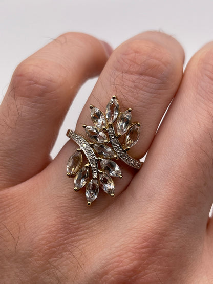 9ct gold topaz and diamond ring