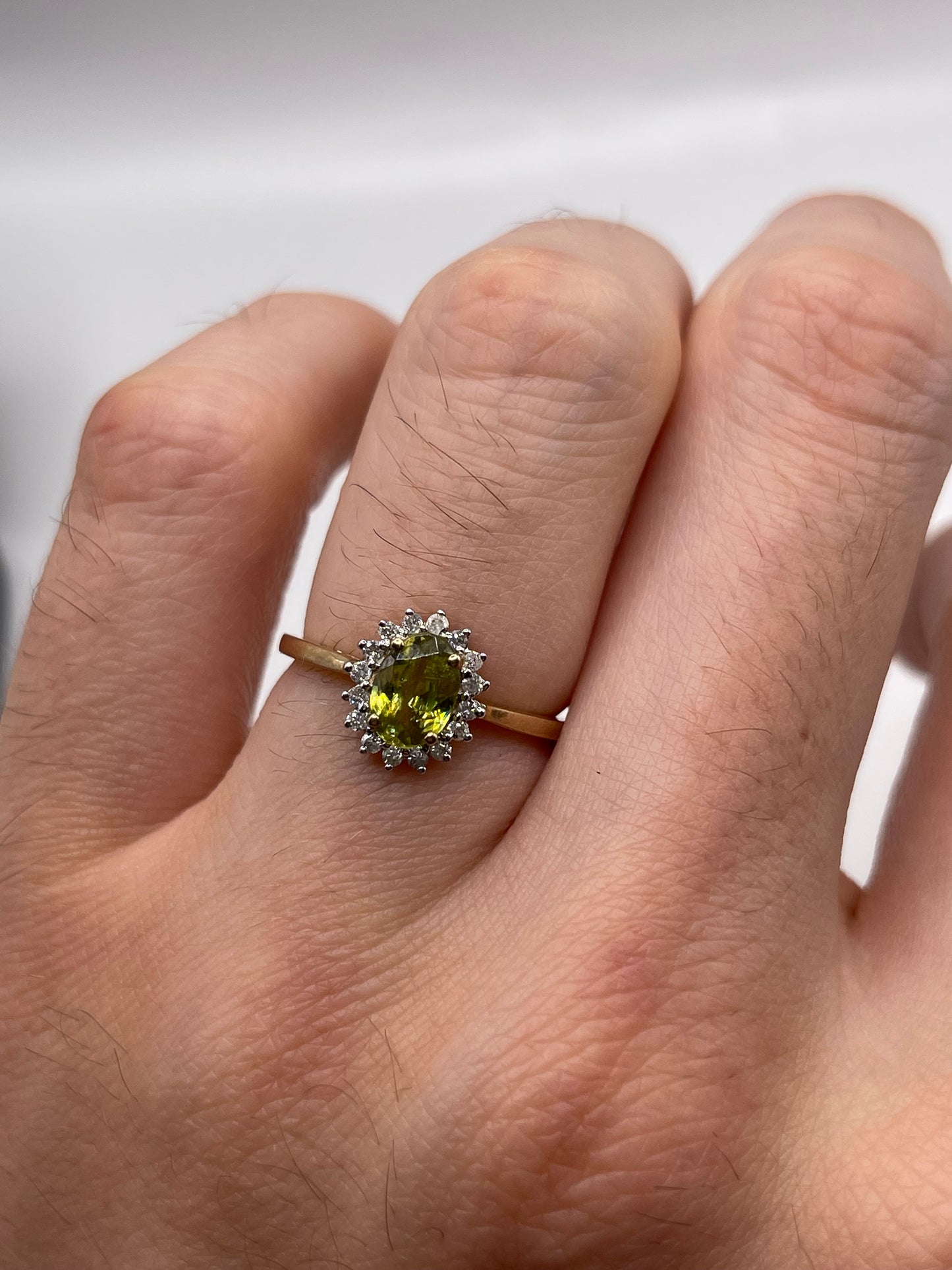 9ct gold sphene and diamond ring